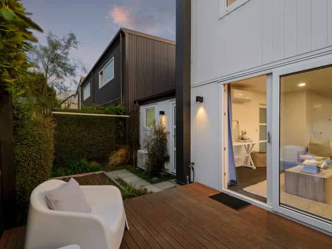 1/6 Feilding St, Addington