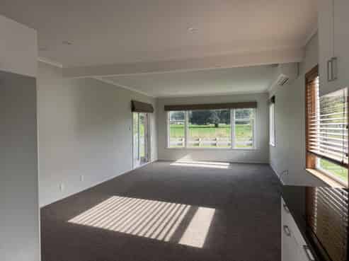 3 George Street , Ohingaiti