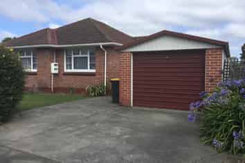 32 Sawyers Arms Road, Papanui