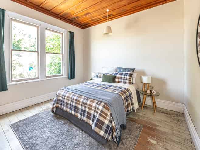 8 Field Street, Aramoho