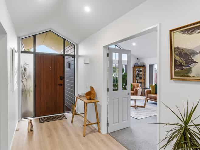 90 Regent Drive, Paraparaumu Beach