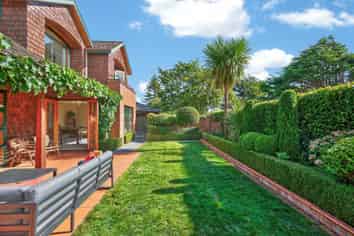 5 Myrtle Street, Hutt Central