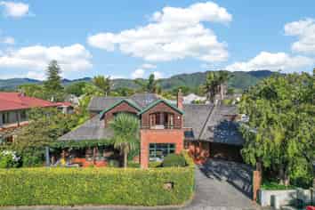 5 Myrtle Street, Hutt Central