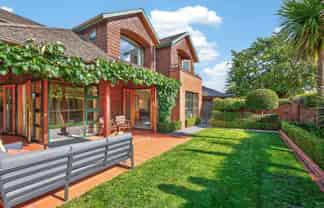 5 Myrtle Street, Hutt Central