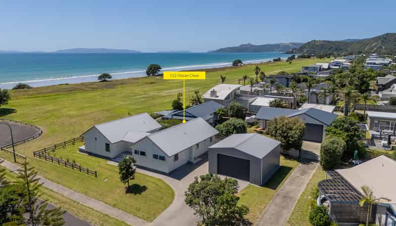 112 Ocean Close, Matarangi