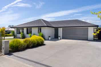 4 Youngberry Drive, RICHMOND