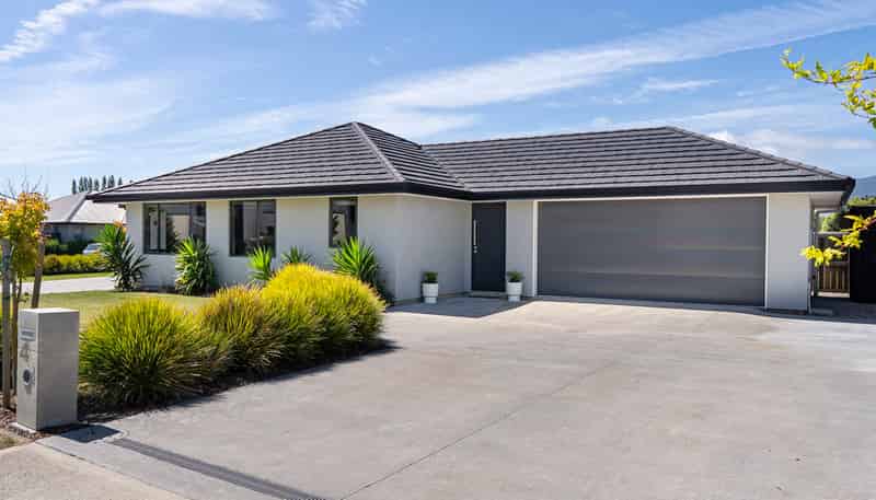 4 Youngberry Drive, RICHMOND