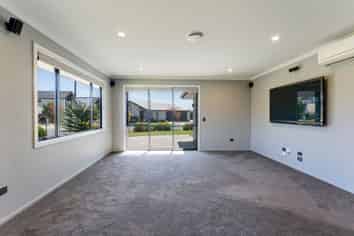 4 Youngberry Drive, RICHMOND