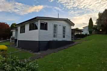 7 Ries st, Dannevirke