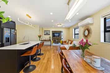 11 Agathis Crescent, Wigram