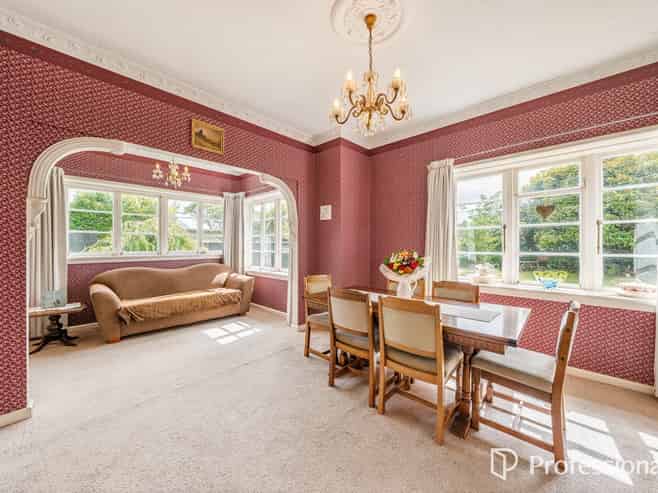 8 Islington Street, Trentham