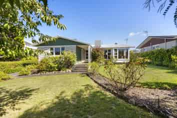 8 Rakau Street, Havelock North