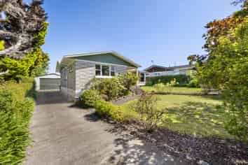 8 Rakau Street, Havelock North