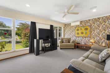 8 Rakau Street, Havelock North