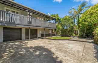 512A West Coast Road, Oratia