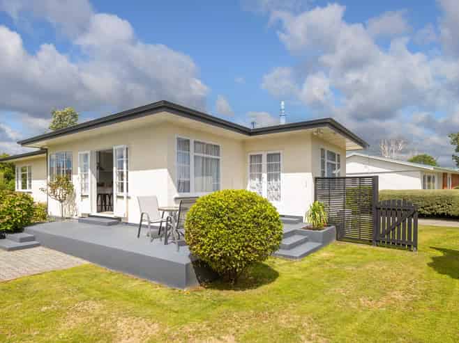 4 Totara Street, Lansdowne