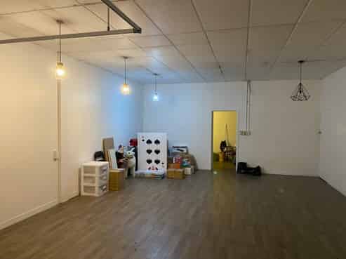 Eruera Retail or Office