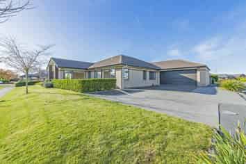 103 Pegasus Boulevard, Pegasus