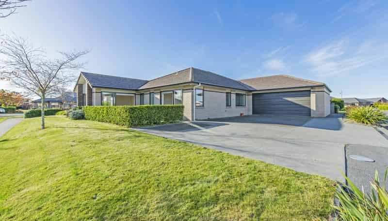 103 Pegasus Boulevard, Pegasus