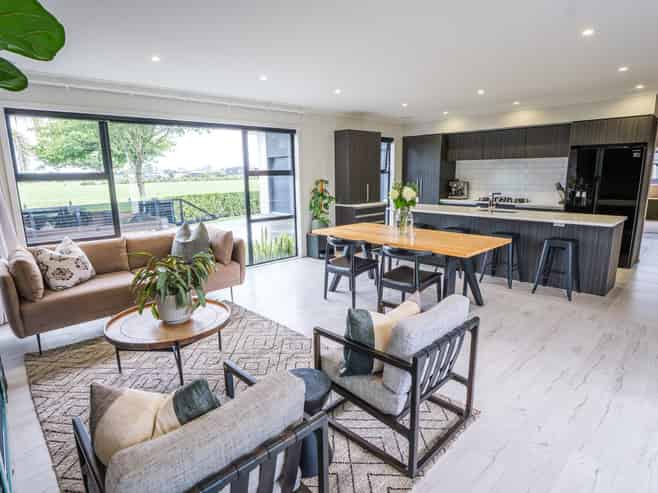 33 Meadowfield Street, Flagstaff