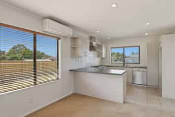 19C Bell Road, Western Heights