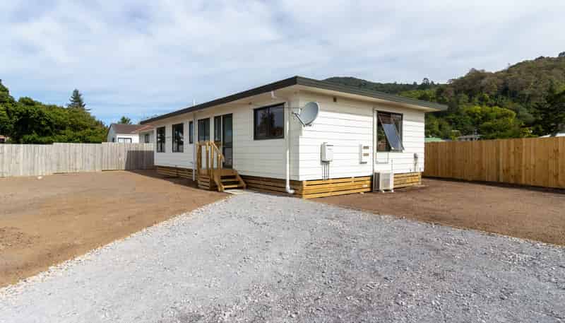 19C Bell Road, Western Heights