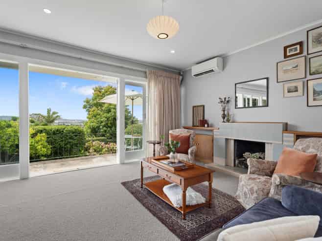 3 Hastie Avenue, Mangere Bridge