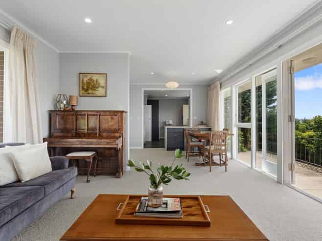 3 Hastie Avenue, Mangere Bridge