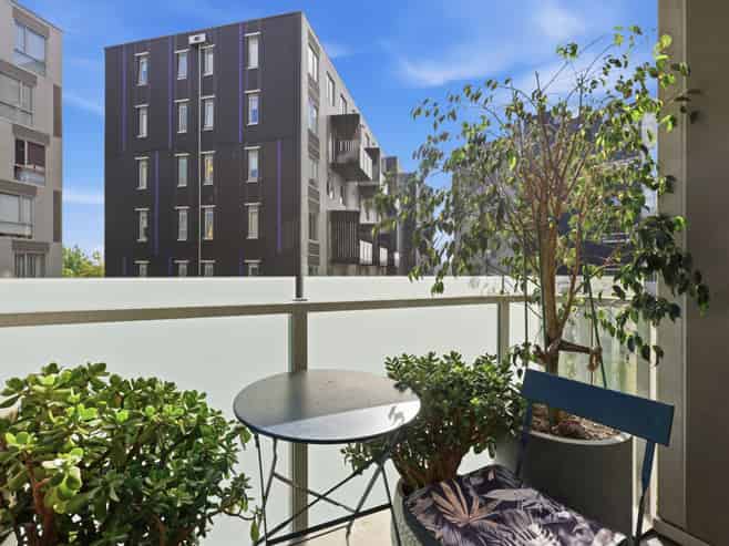 207/3 Rose Garden Lane, Albany