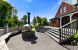 100 Emerald Hill Drive, Birchville