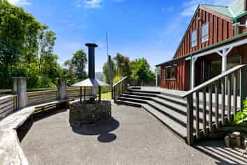 100 Emerald Hill Drive, Birchville