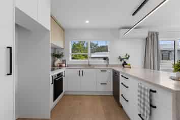 15a Doncaster Drive, Papamoa