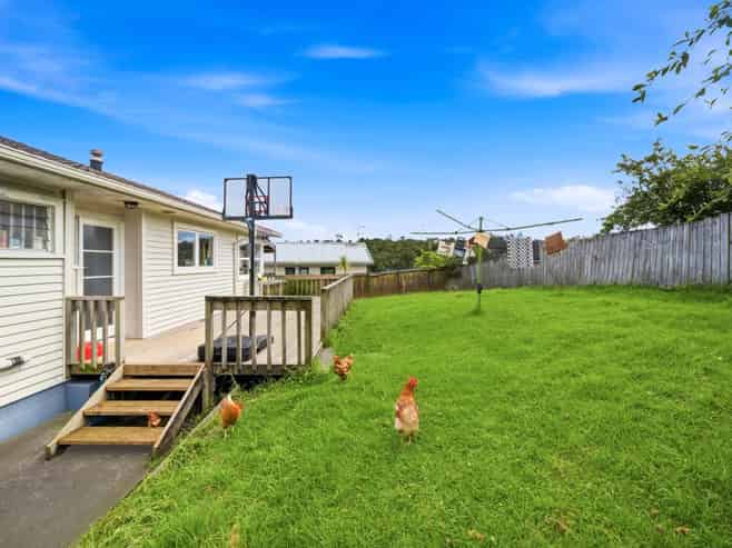 112 Eskdale Road, Birkdale