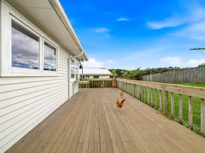 112 Eskdale Road, Birkdale