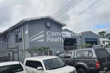 Well Located Warehouse With Yard