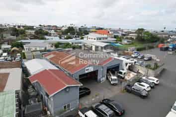 Well Located Warehouse With Yard