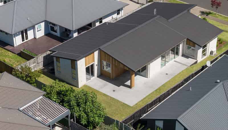 17 Puhirake Crescent, Pyes Pa