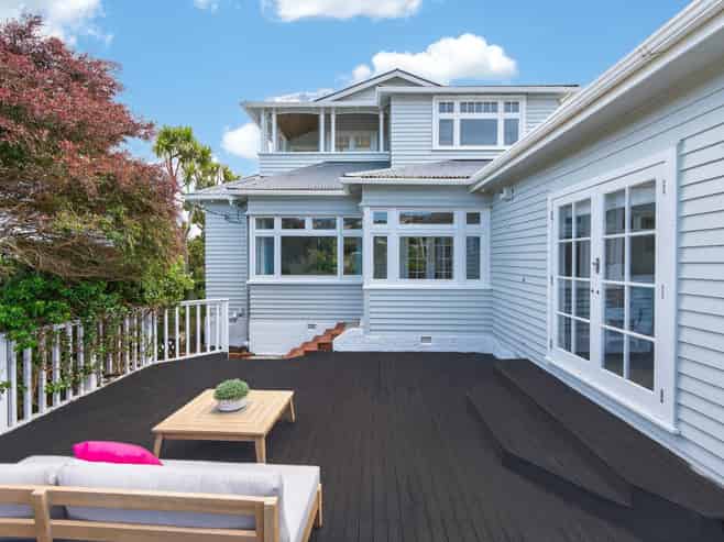 49 Tio Tio Road, Miramar