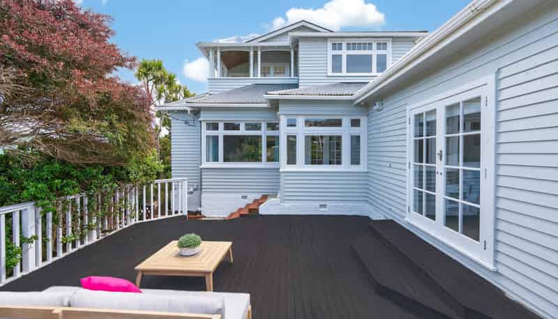 49 Tio Tio Road, Miramar