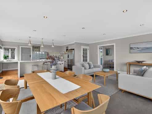 49 Tio Tio Road, Miramar