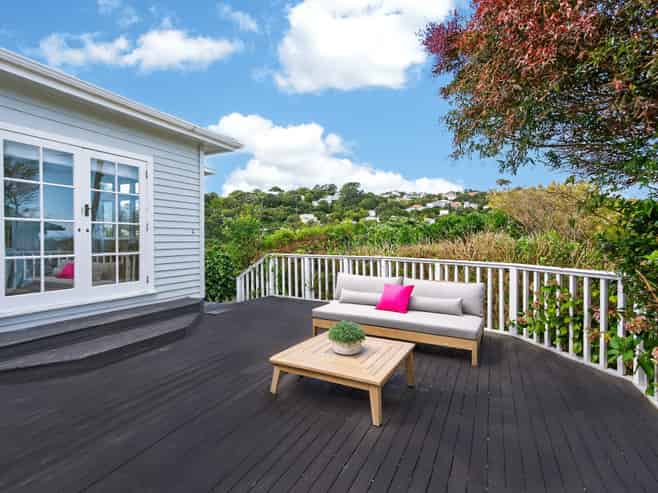 49 Tio Tio Road, Miramar