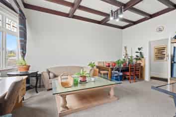 11 Amaru Road, One Tree Hill