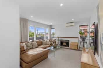 3B Paton Ave , Te Atatu South