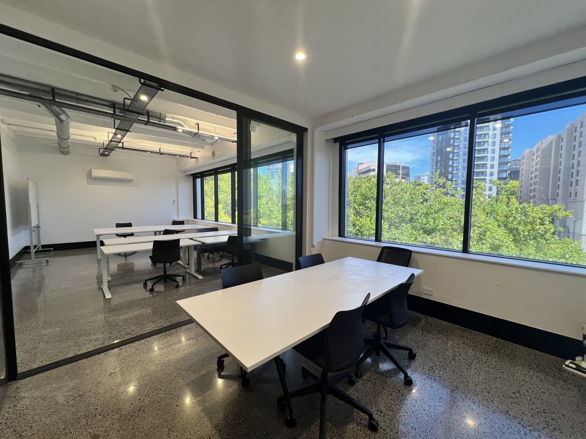 Modern Office + Boardroom | Convenient Location – pohled 4