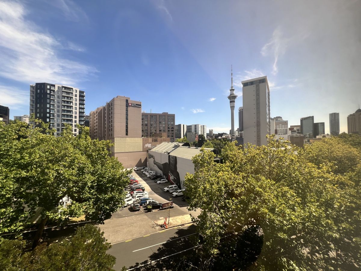 Modern Office + Boardroom | Convenient Location – pohled 5