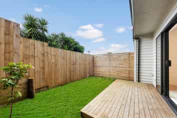 2/26 Parry Road, Mount Wellington