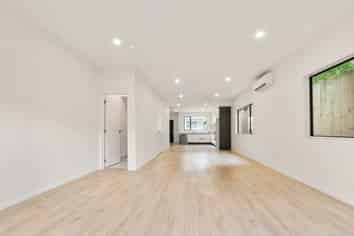 2/26 Parry Road, Mount Wellington