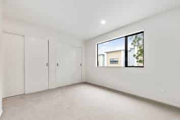 2/26 Parry Road, Mount Wellington