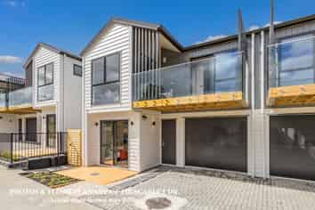 12C Scarlet Drive, Ranui