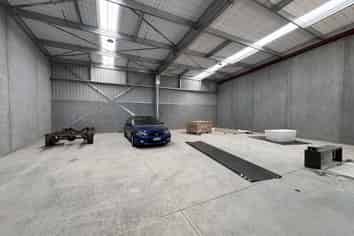 Brand new unit in Trentham